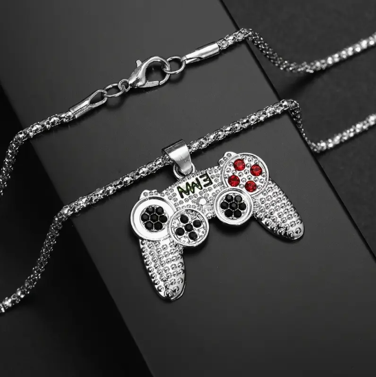 Silver - Gamer Chain and Pendant (Copy)